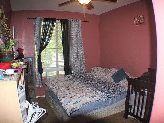 4th image of 9307 W Jones Ave