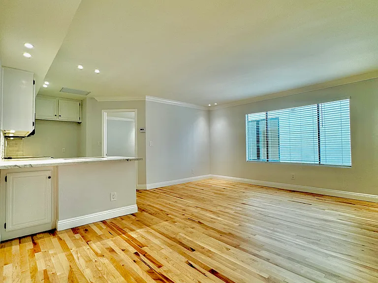 1540 Brockton Ave #1 — Photo 11