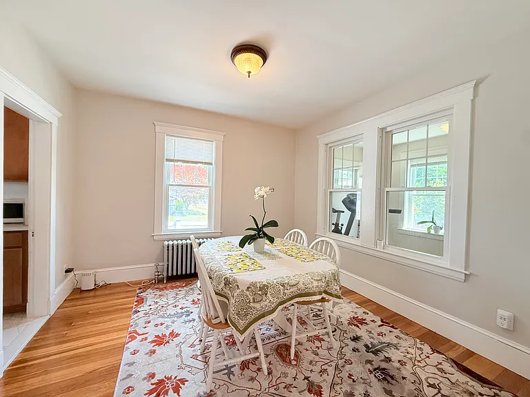 62 Plimpton Ave — Photo 9