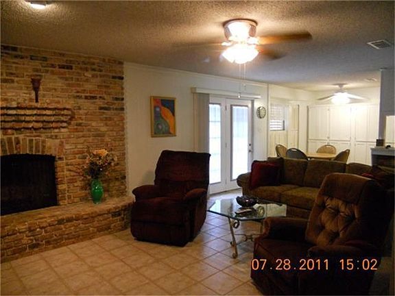 5th image of 2218 23rd Ave N