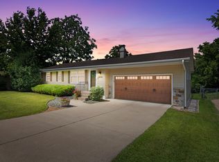 16510 Temple Dr N, Minnetonka, MN 55345