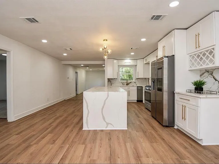 6834 Saint Augustine St — Photo 6
