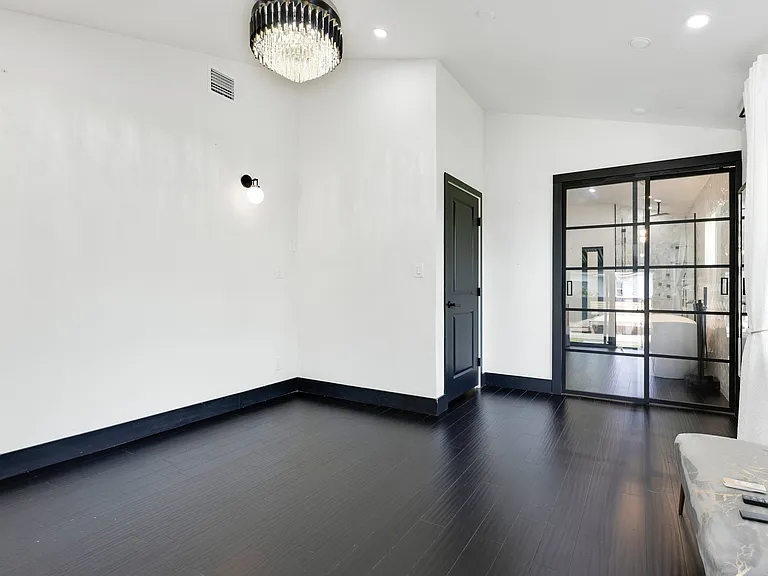 344 Starling Rd — Photo 16
