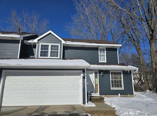 2317 Grange Ave N, Oakdale, MN 55128
