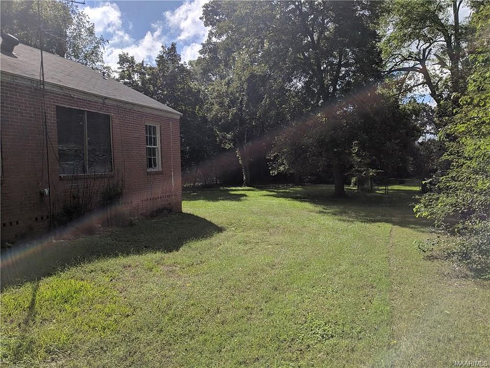 2nd image of 7 Cedar St