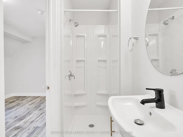 261 Somerset St E #5 — Photo 12