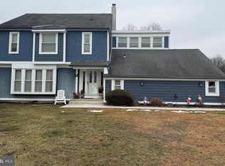 20 Rose Ct, Mount Laurel, NJ 08054