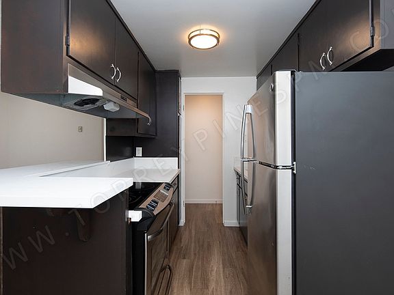 4th image of 2530 Juan St #2