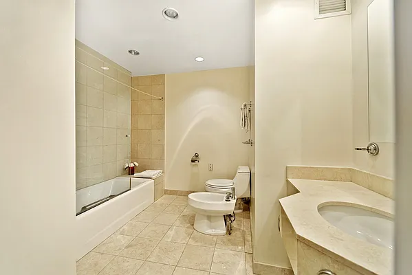 Rented by Nest Seekers International | media 43