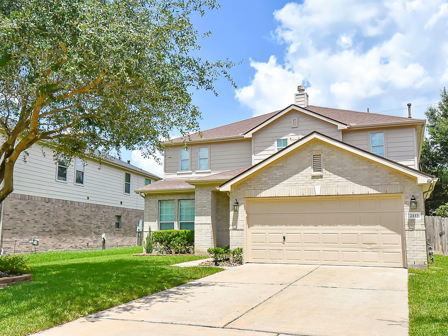 4 bed, 3.5 bath, 2838 sqft, $2,950 — Photo 4