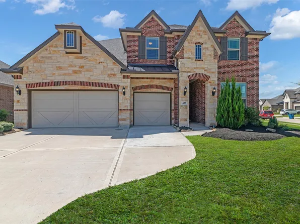 423 Round Top St, Webster, TX 77598