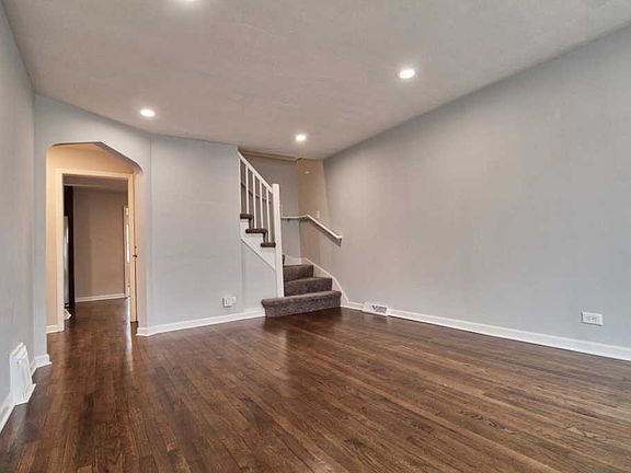 4th image of 8824 S Mozart St