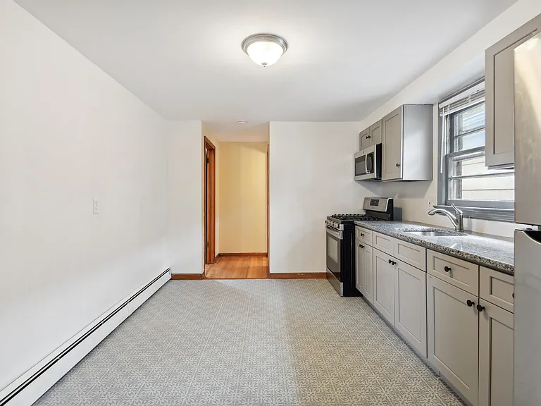 350 Cator Ave #2 — Photo 5