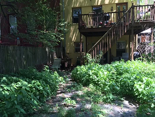 Rented by Lisa E. Christmas | media 22