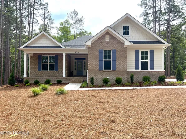 496 Longleaf Drive, West End, NC 27376