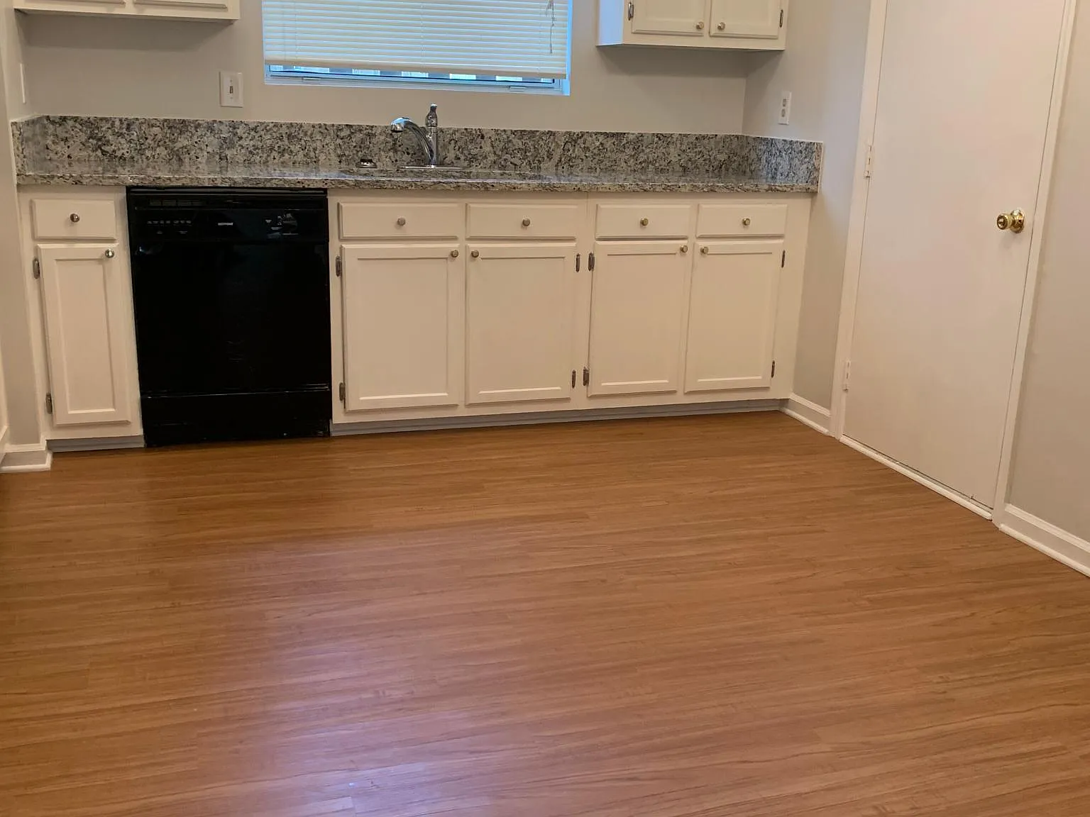 3 bed, 1750 sqft, $3,600 — Photo 4