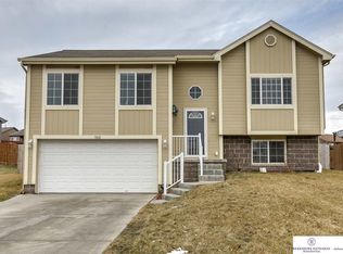 7402 N 76th Ave, Omaha, NE 68122
