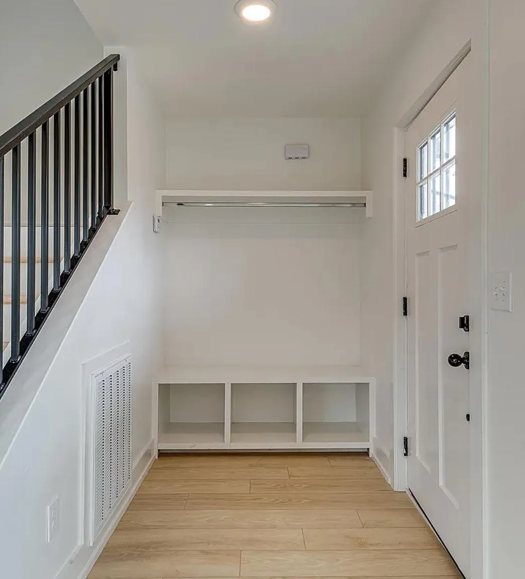 1 bed, 200 sqft, $1,199 — Photo 4
