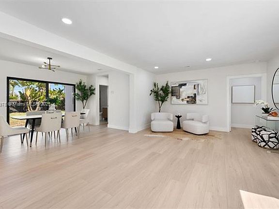 5th image of 185 NE 106th St #0