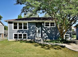 20559 N Eugene Ave, Prairie View, IL 60069