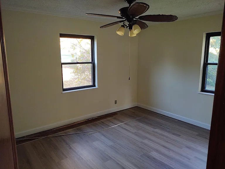 4834 Race Rd — Photo 8