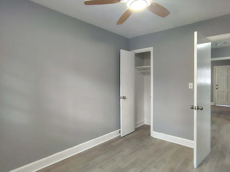 1306 Grace St — Photo 10
