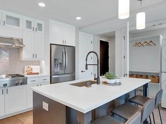 2nd image of 1500 Delgany St #310