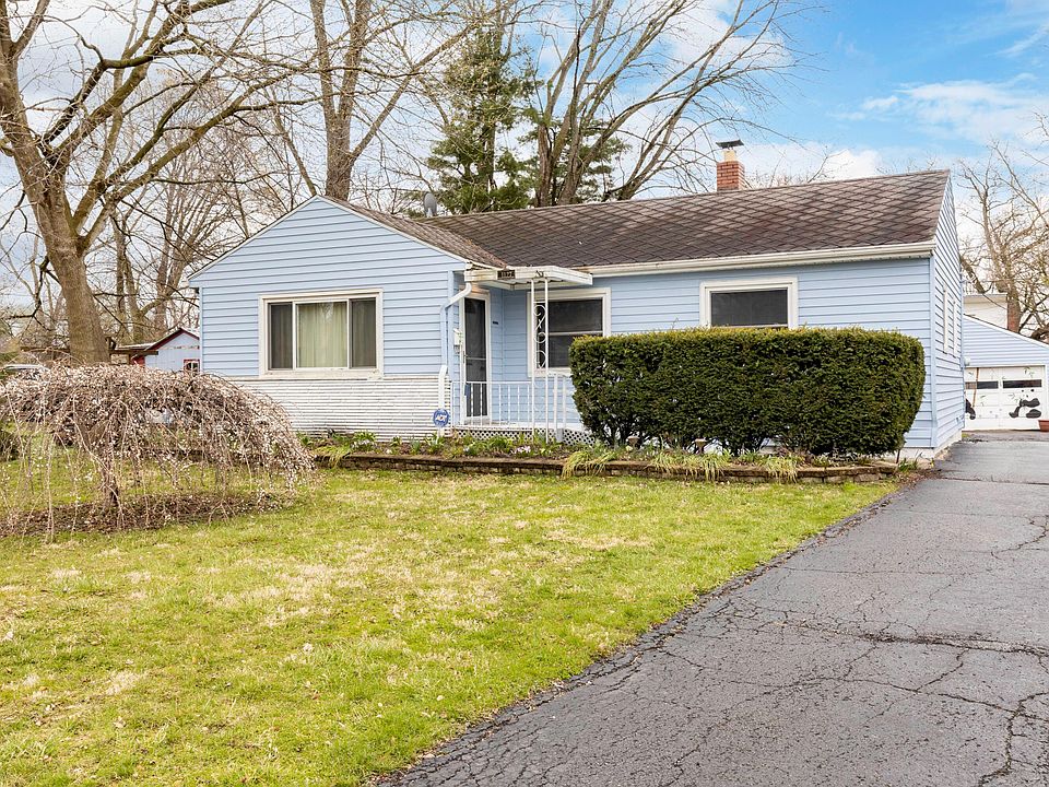 1st image of 1127 Carolyn Ave