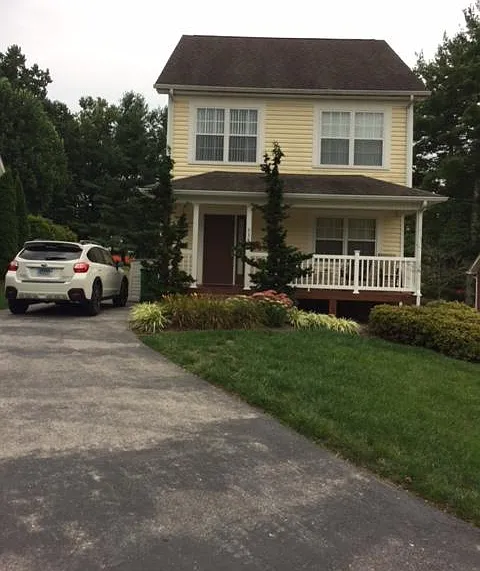 334 Courtney Cir — Photo 2