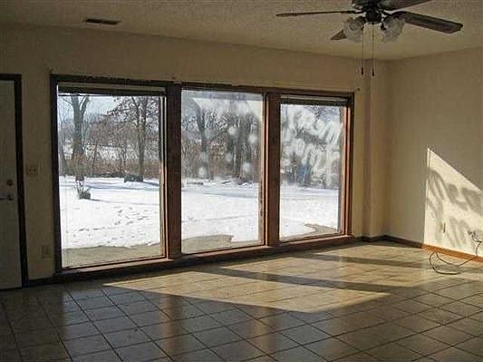 5th image of 5060 NE Highway C