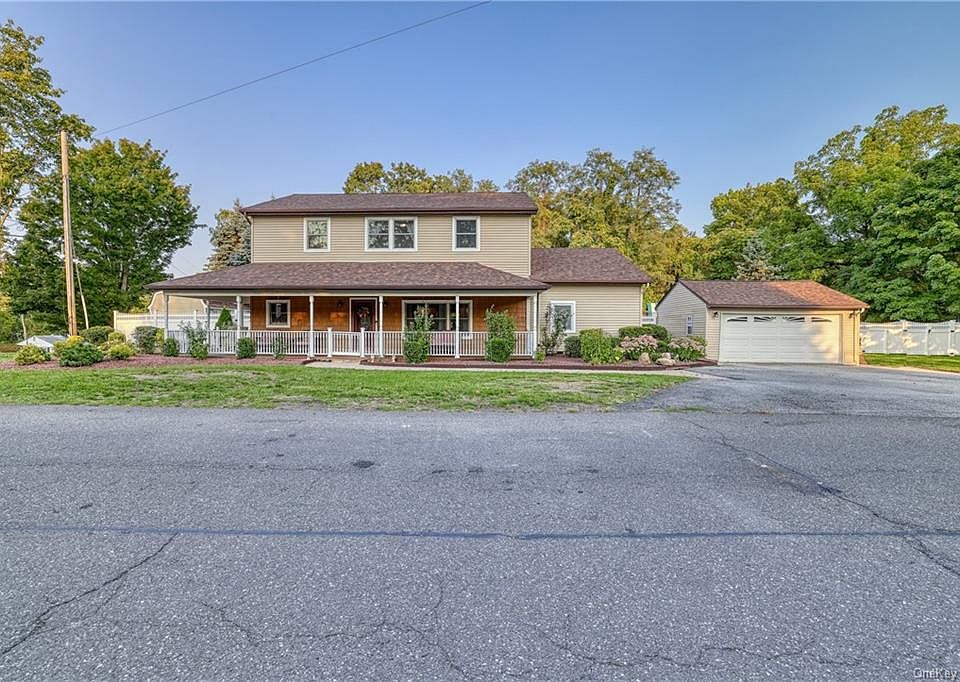 Zillow Milton Ny 12547 at Billy Merriman blog