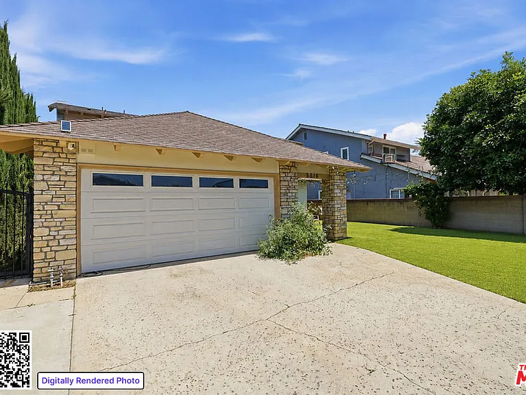 5516 Bluebell Ave — Photo 3