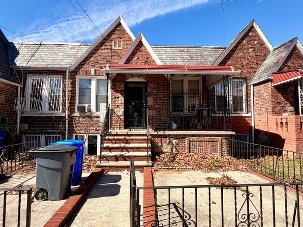 66 East 40th Street image 1 of 3