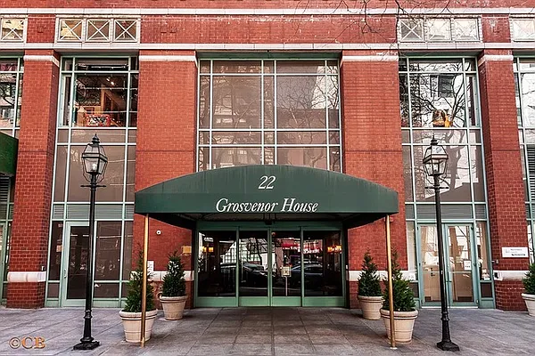 Rented by AVENUE 8 INC | media 10