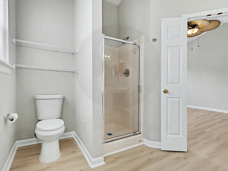 1090 Winter Park Ln — Photo 23