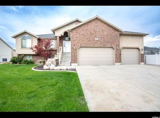 5323 S 4300 W, Hooper, UT 84315