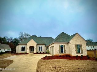 230 S Woodcreek Rd, Madison, MS 39110