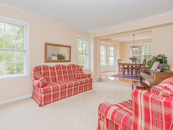 5th image of 6411 Bromfield Trce