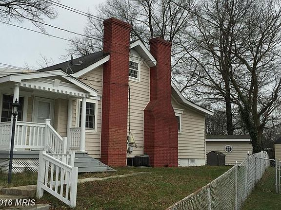 2nd image of 7009 Helena Pl