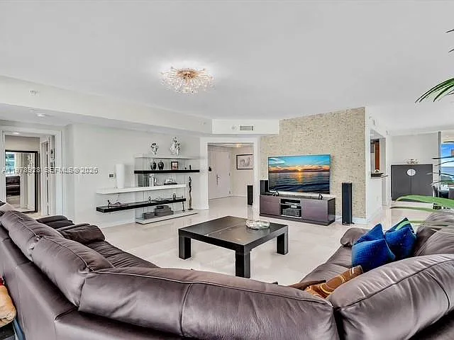 3535 S Ocean Dr #905 — Photo 9
