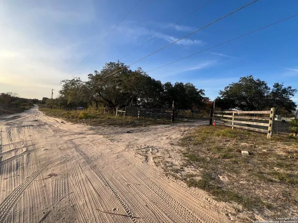 735 Hume LOT 22, San Antonio, TX 78264