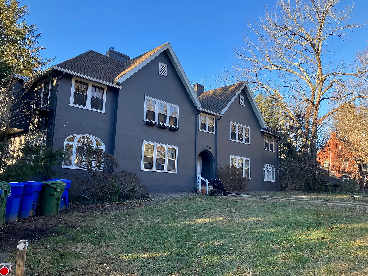 2 bed, $1,600 — Photo 2