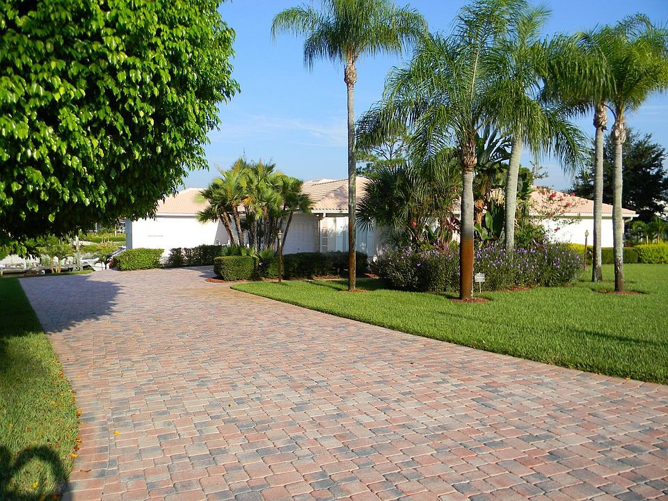 1st image of 5018 SW Anhinga Ave