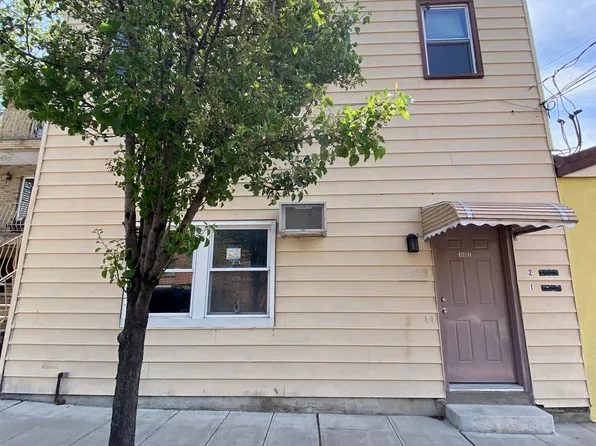 300-302 Bergenline Ave, Union City, NJ 07087