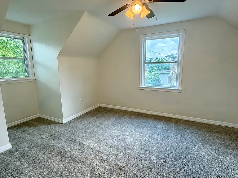 216 Main St — Photo 16