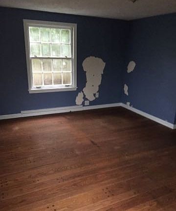 3rd image of 1239 Canton St