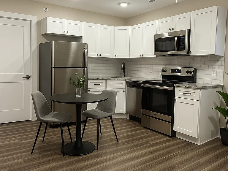 4627 E Thompson St #2 — Photo 1