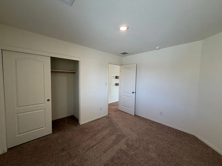 3820 Hernandez St SW — Photo 17