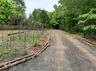 419 Kentucky Valley Rd, Romance, AR 72136