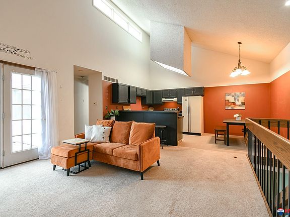 5th image of 3717 Briarwood Ave
